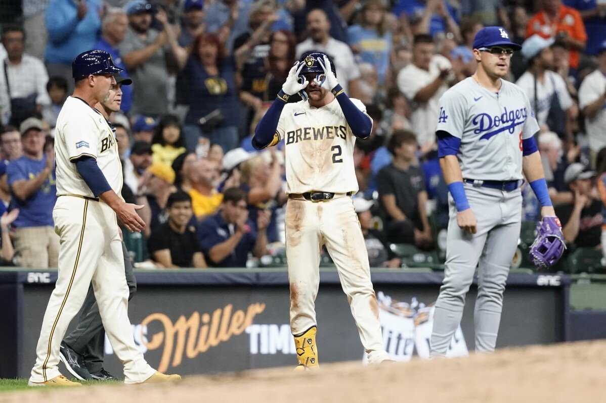 Les Brewers remportent une victoire 5-4 pour mettre fin à une série de trois défaites et mettent fin à la série de victoires de cinq matchs des Dodgers